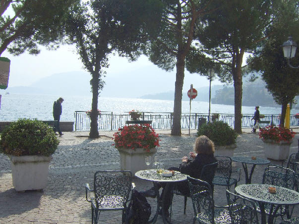cafe in Menaggio on Lake Como